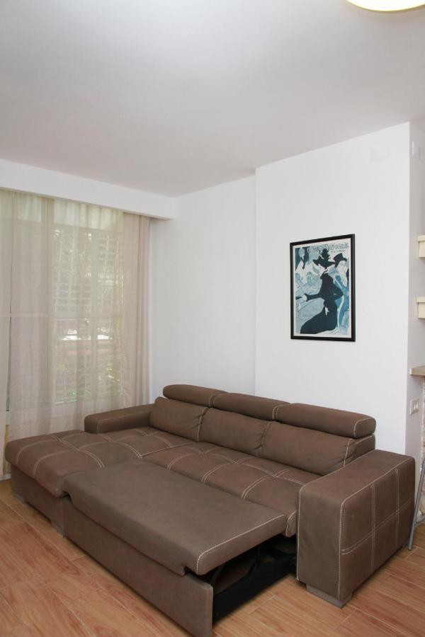 Apartments4You Betti Bat Jám Kültér fotó